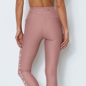 White Fox Boutique Pants - Whit Fox Active Bea Logo Legging White Fox Boutique Pants - Whit Fox Active Bea Logo Legging